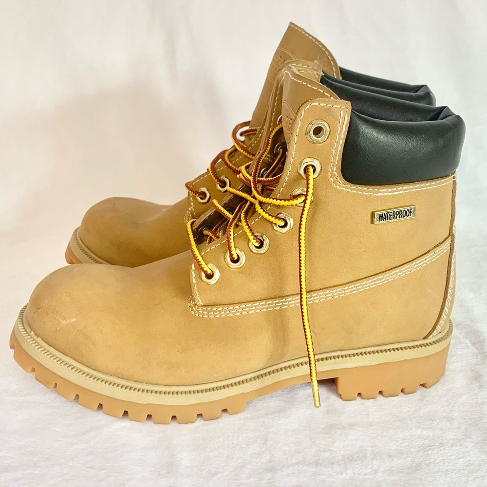 Waterproof boots.